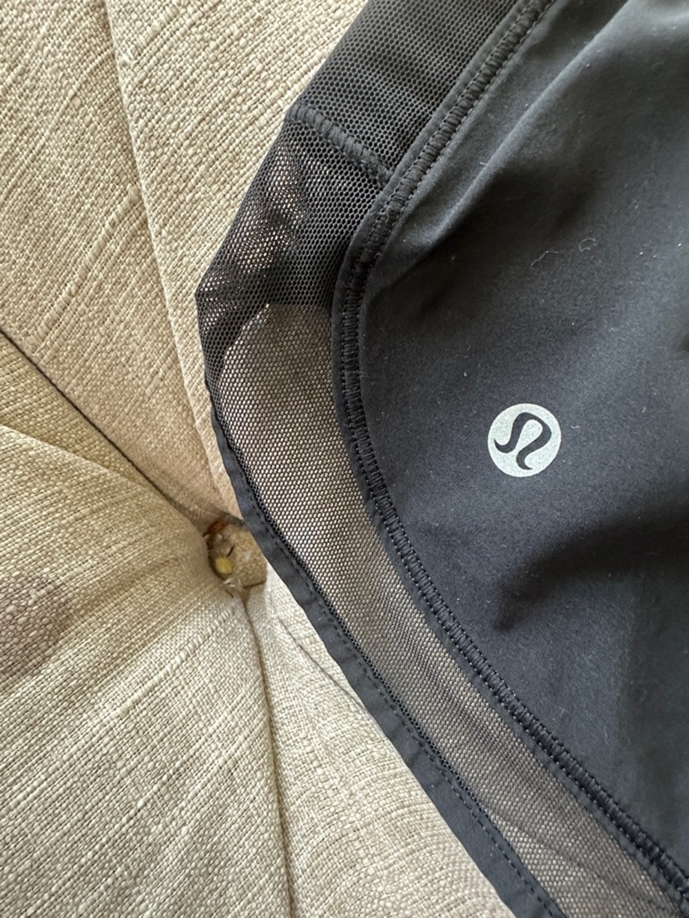 lululemon athletica Black Women's Athletic Shorts with Side Pockets - Picture 4 of 5